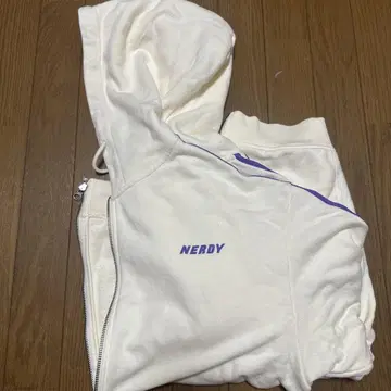 NERDY 화이트 집업 후드티 S