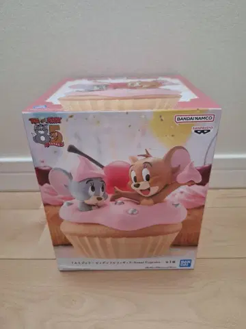 톰과 제리 빅 소프트 비닐 피규어 -Sweet Cupcake-