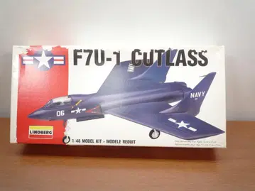 F7U-1 CUTLASS 1/48 모델 키트 LINDBERG