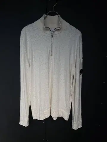 C.P. COMPANY 하프 지퍼
