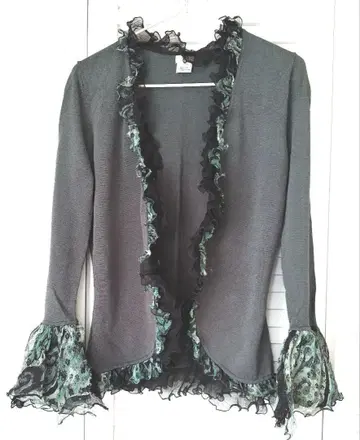 CHINe COLLECTION 프릴이 달린 롱 볼레로