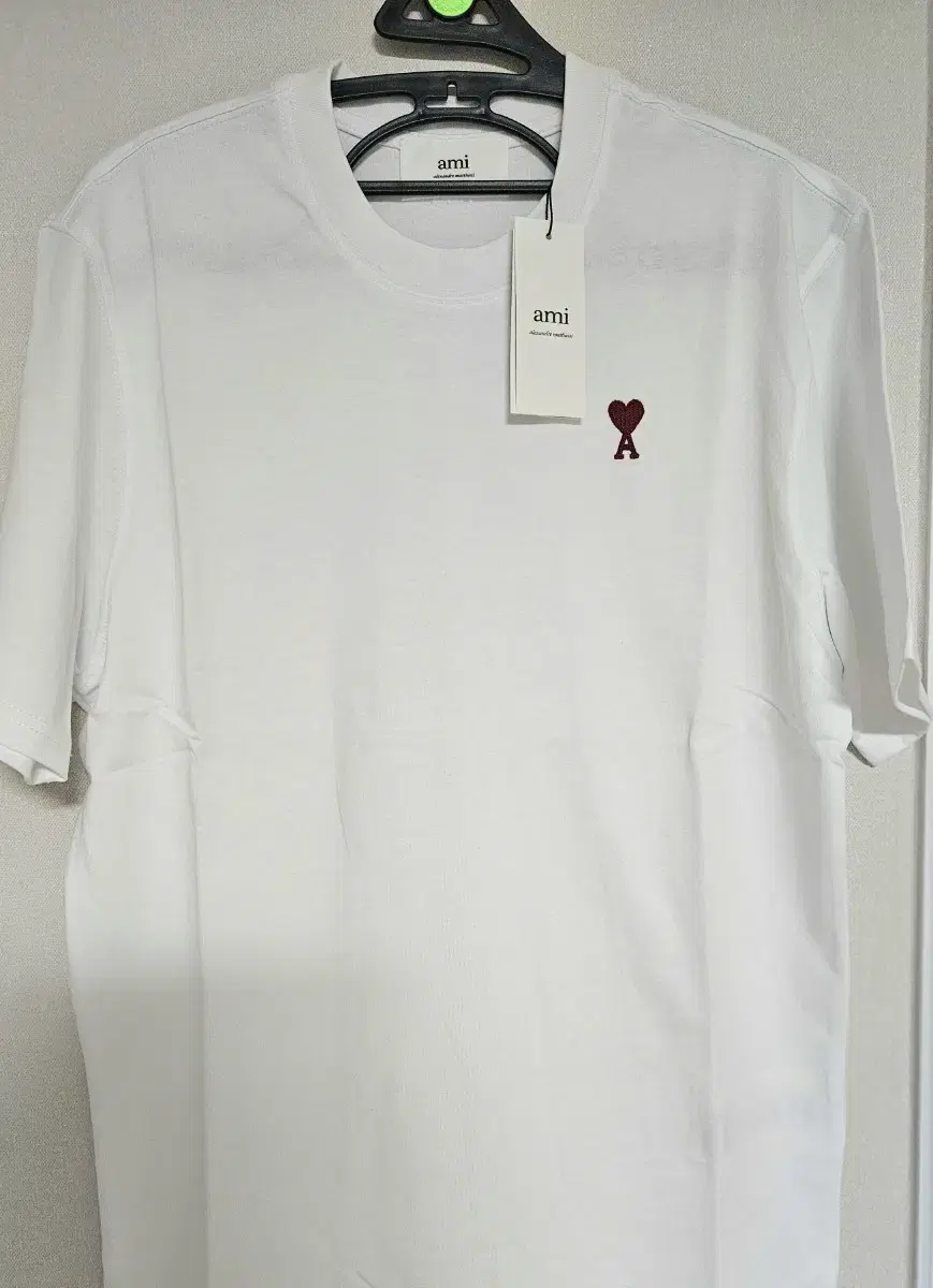 Amiami Oversized Fit Heart Embroidery Short Sleeve