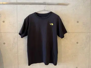 THE NORTH FACE 블랙 티셔츠