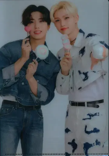 StrayKids 훼미리마트 콜라보 HAN/Felix 미니 클리어 파일