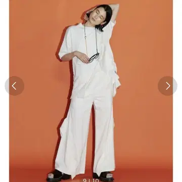 UN3D 턴오버 컷 TEE