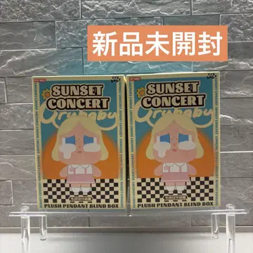POPMART CRYBABY 크라이 베이비 Sunset Concert