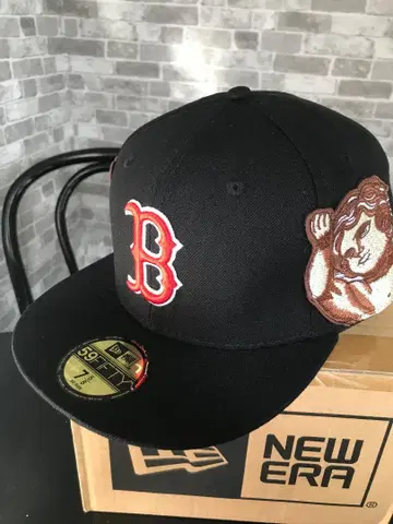 MLB 보스턴 레드삭스 NEWERA 아티스트 콜라보 캡 5/8BK
