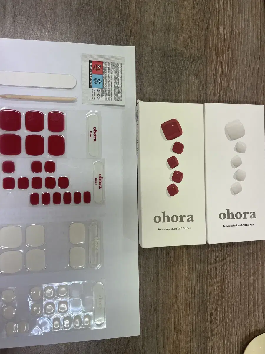 Ohora Pedi Set of 2 (Red, White), Includes Remover