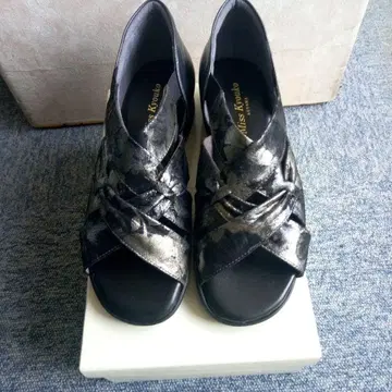 Miss Kyouko 플라워 프린트 샌들 24,5cm 4E
