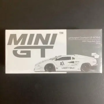MINI GT 1/64 람보르기니 카우 턱 LB-WORKS 화이트