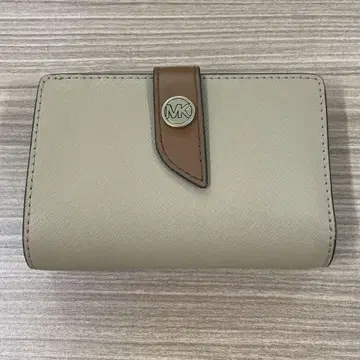 마이클코어스 접이식 지갑