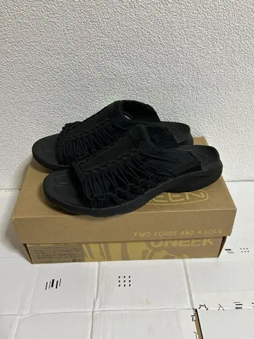 KEEN 킨 UNEEK SNK SLIDE 유니크 슬라이드 샌들