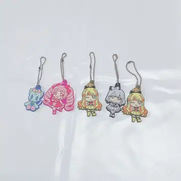 비밀의 아이프리 가챠가챠 키링