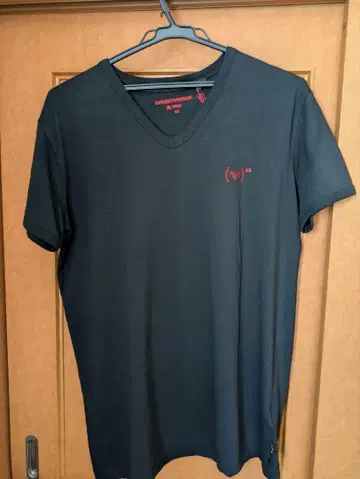 엠포리오 아르마니 V넥 티셔츠 2XL 블랙