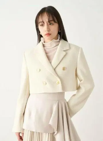 snidel 크롭 자켓 아이보리