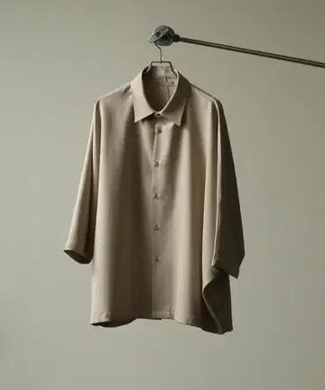 welise 오버 사이즈 하프 슬리브 돌먼 셔츠