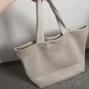 베이지 뜨개질 토트백