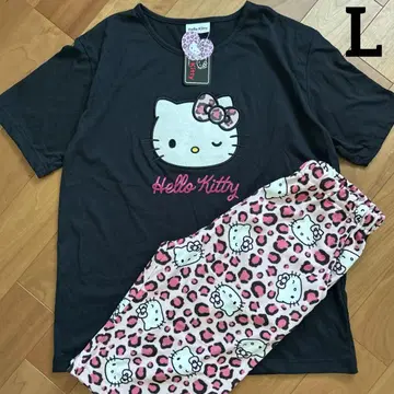 새상품 헬로키티 파일 레오파드 무늬 반팔 룸웨어 파자마 L
