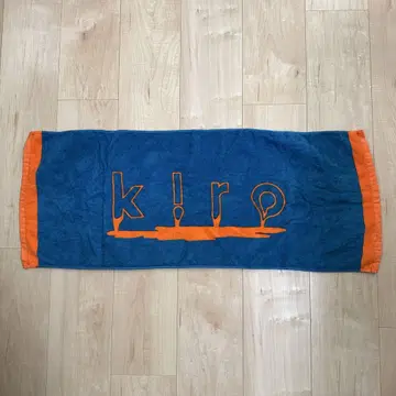 아키야마 옐로우 컬러 Melting logo face towel