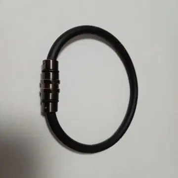 Coartious 블랙 뱅글