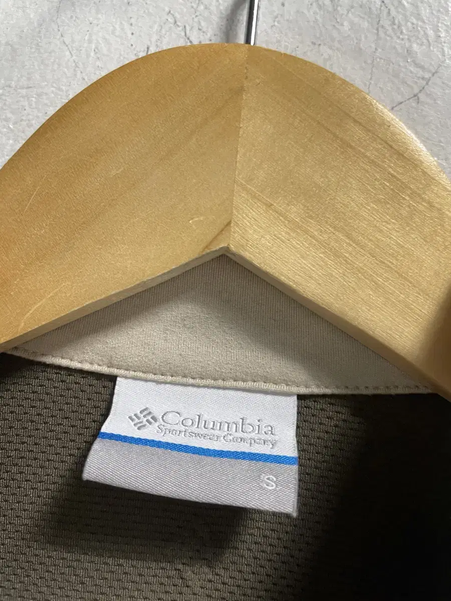 Product Details - 4