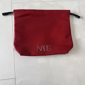 나스 레드 복조리 파우치