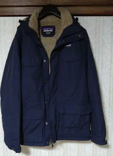 파타고니아 patagonia 이즈머스 후드티 네이비 S 사이즈