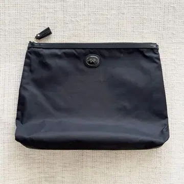 ANYA HINDMARCH 파우치 클러치백