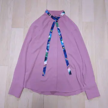 폴스미스 솔리드 조젯 블라우스 세탁 가능한 보타이 셔츠 2way 새상품급