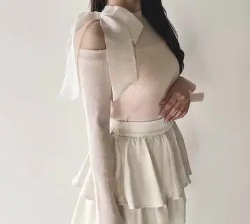 NOMAE 상의 원숄더 핑크