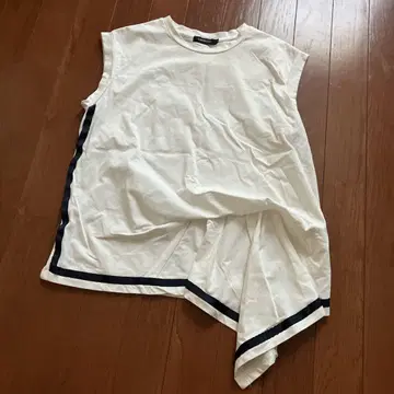 LOVELESS 라브레스 A 라인 탱크탑