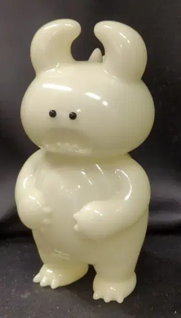 UAMOU DINO UAMOU 축광 성형