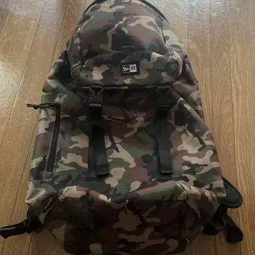 뉴에라 백팩 RUCKSACK 900D 카모 패턴 카모플라주 백