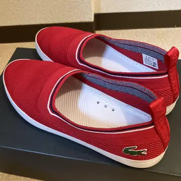 라코스테 빨간색 슬립온 스니커즈 25cm