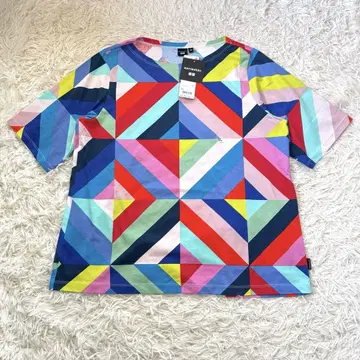 택 포함 미사용 새상품 유니클로 marimekko 마리메꼬 티셔츠 XL
