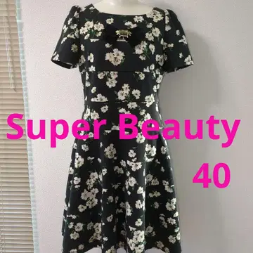 슈퍼 뷰티 꽃무늬 원피스 Super Beauty 고급스러운