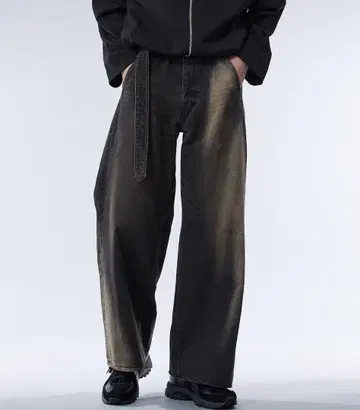 유나이티드 도쿄 블리치 벨트 데님 팬츠 블랙