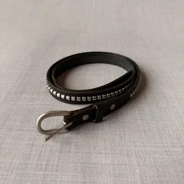 TORY LEATHER 클린처 스터드 가죽 벨트 블랙