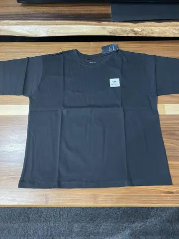 RVCA 블랙 티셔츠 L 사이즈