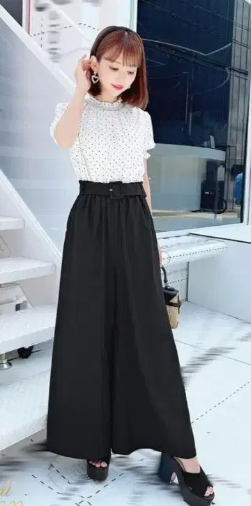 새상품 미셸 마카롱 콤비네존