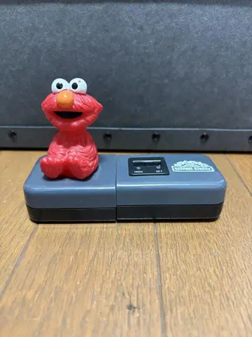 엘모 알람 시계 피규어 포함