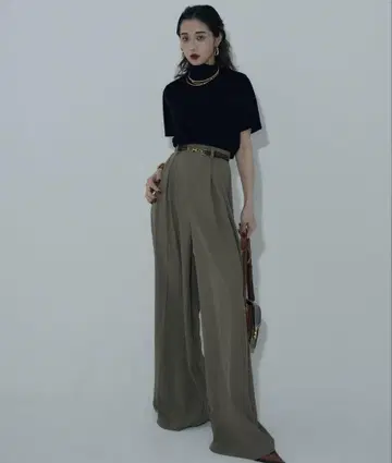 mybea 턱 팬츠 카키