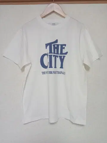 JOURNAL STANDARD relume CITY 로고 TEE 화이트