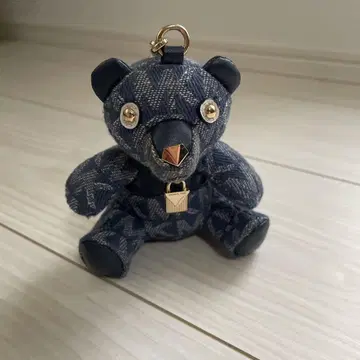 마이클코어스 곰 액세서리