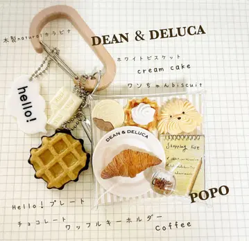 가챠 파우치 미색 DEAN & DELUCA 스위츠 파우치