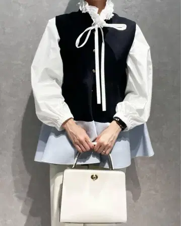 유나이티드 애로우즈 오간자 프릴 리본 블라우스