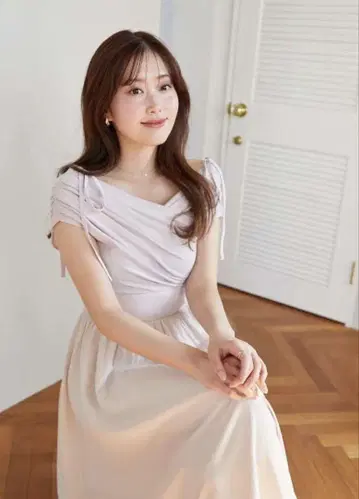 헤르립토 모음형 투톤 드레스