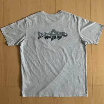 새상품급 파타고니아 티셔츠 블루 피쉬 디자인 [Patagonia]