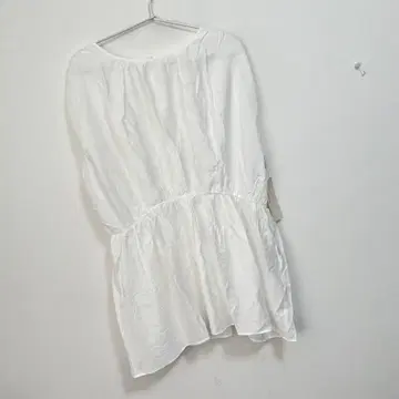 개럴개런트 프렌치 슬리브 개더 블라우스
