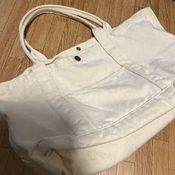 언그리드 아이보리 캔버스